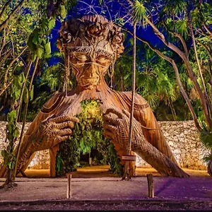 https://ahau-tulum.allrivieramayahotels.com