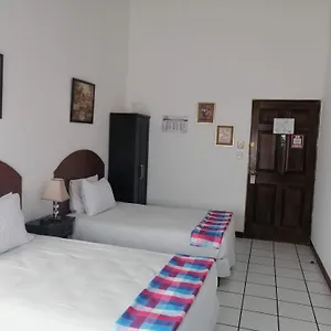 *** Couette-café Novohostal Guatemala